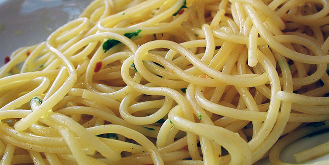 Spaghetti aglio, olio e peperoncino